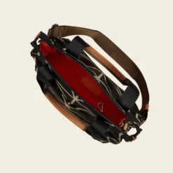 Watson Messenger - Liquorice -Home Decor & Bags-Orla Kiely 0ETCLIN100 0040 00 Classic Giant Linear Stem Zip Messenger Black Cream OVERHEAD