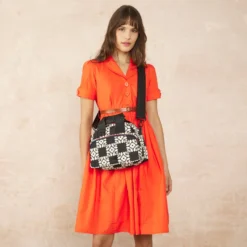 Radial Handbag - Lattice Flower Tile Onyx -Home Decor & Bags-Orla Kiely 24SELFT763 0012 RadialHandbag LatticeFlowerTileOnyx .model1