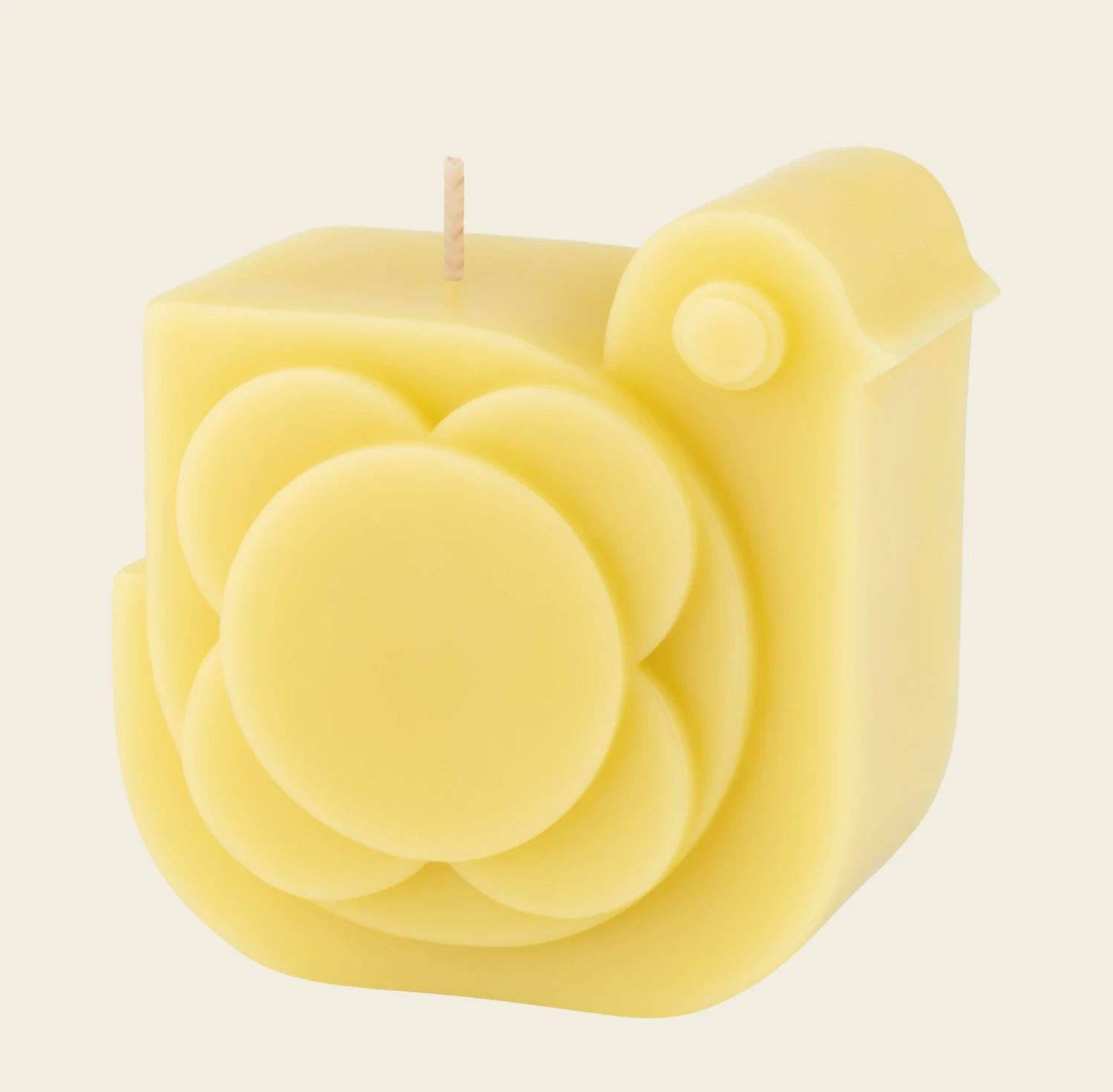 Hen Candle - White Grapefruit And Basil 3 Hen Candle - White Grapefruit And Basil - Image 3